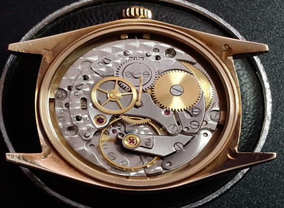 泰格豪雅手表进水有损机芯和寿命