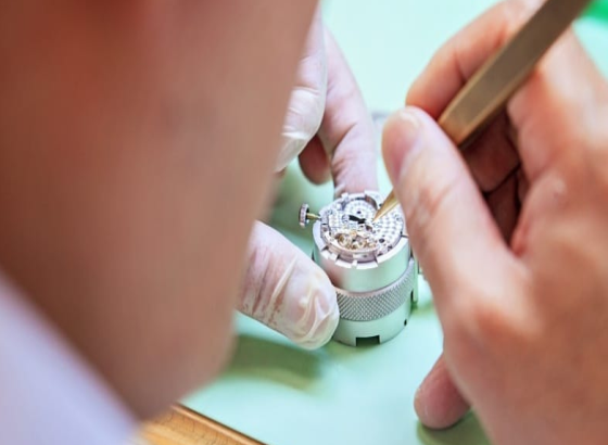 劳力士(ROLEX)复古手表的维修服务和修复