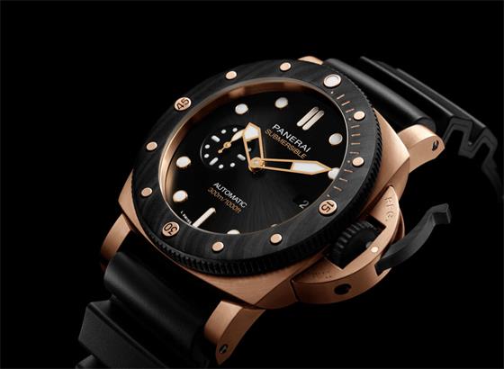 沛纳海SUBMERSIBLE GOLDTECH OROCARBO 44MM PAM01070 WATCH