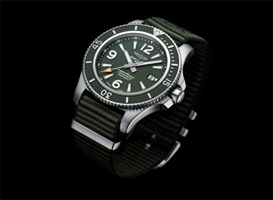 百年灵（Breitling）Superocean Automatic 44