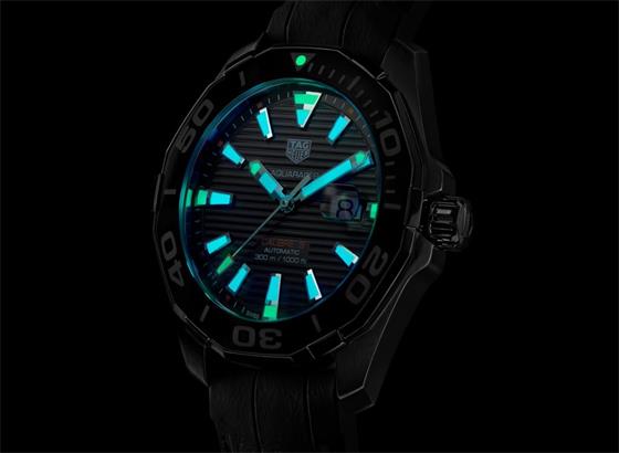 泰格豪雅TAG Heuer Aquaracer乌龟壳效应口径5手表