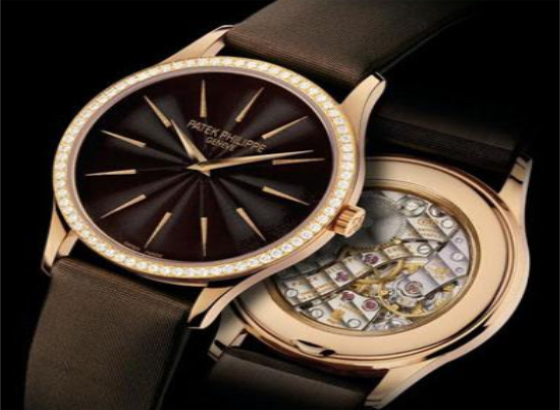 百达翡丽(Patek Philippe)Calibre 13-130供电