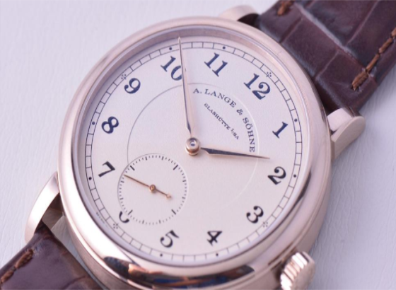 朗格(A. Lange&S?hne)推出了Lange 1 Daymatic