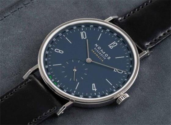 NOMOSGlashütteTangente Neomatik 41更新“海鹰”降落