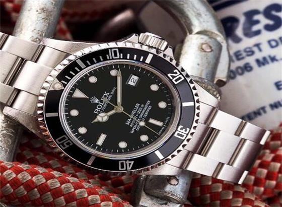 劳力士（rolex）Sea-Dweller 16600