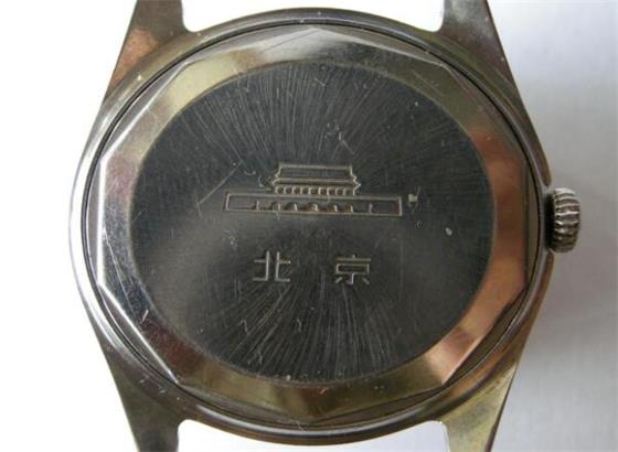 北京自动手表上链？
