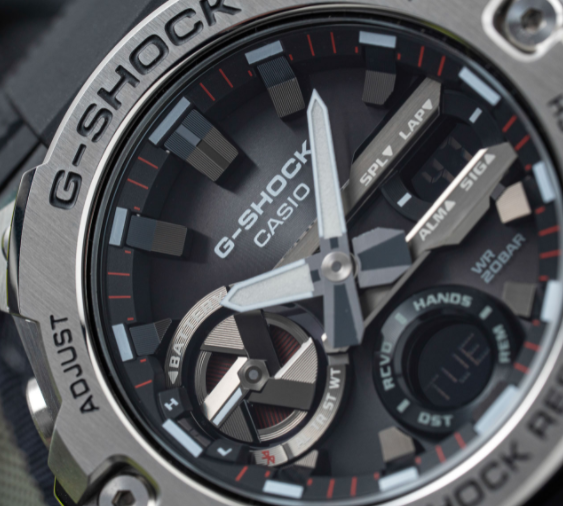 卡西欧 G-Shock G-STEEL GST-B400-1AER 系列