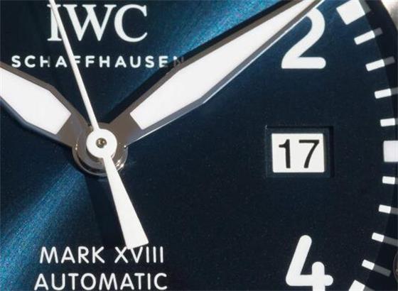 IWC 万国表马克十八飞行员腕表