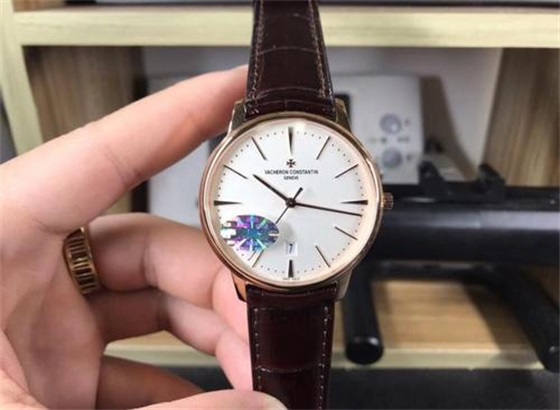 江诗丹顿手表应该多久更换一次电池？