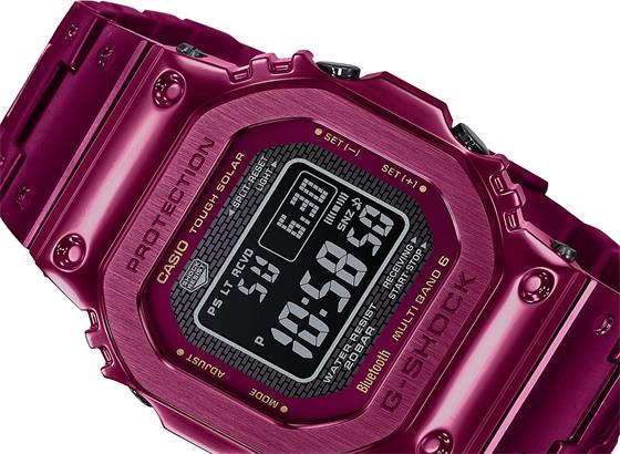 卡西欧推出红色不锈钢G-Shock GMWB5000RD-4