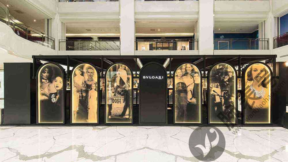 艾米龙手表调日期的步骤