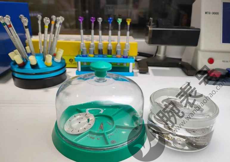 CK手表表冠杆断了能修吗