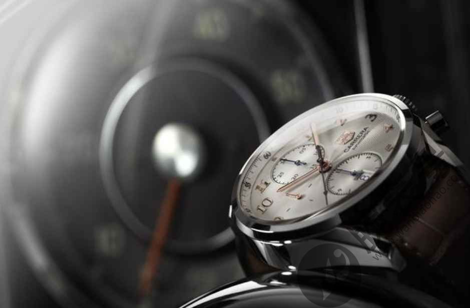 NOMOS手表调日期的正确方法