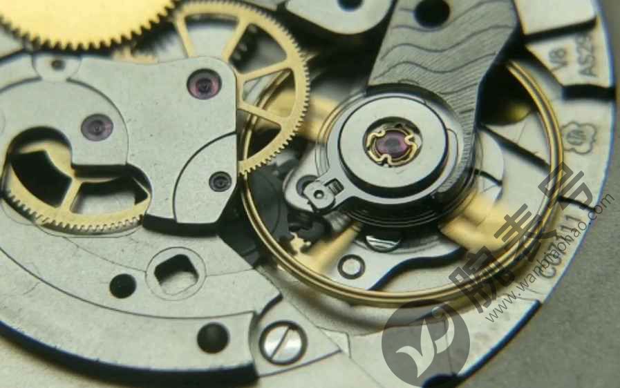 里查德米尔手表洗油一次需要多久时间